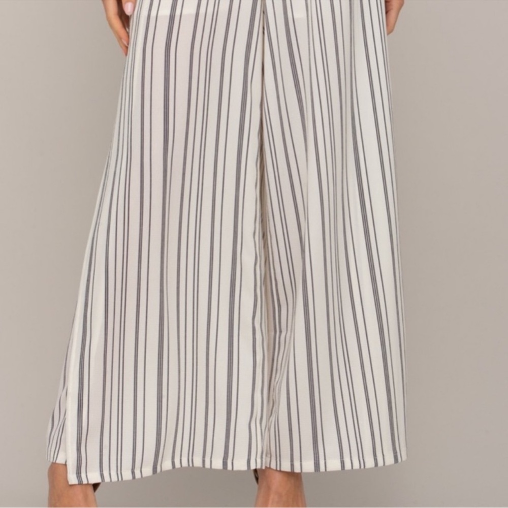 Miss Me Ivory and Black Wide Leg Pants Slit Open Leg Medium
